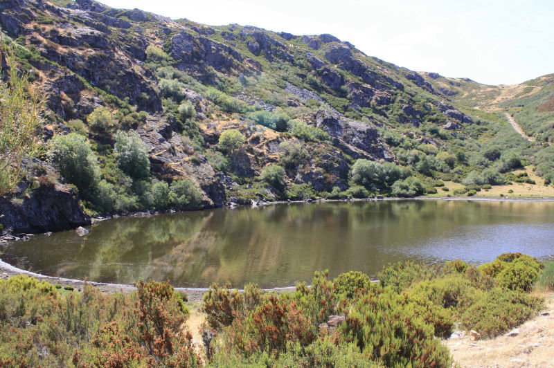 Lagunas de Ocelo y A Serpe