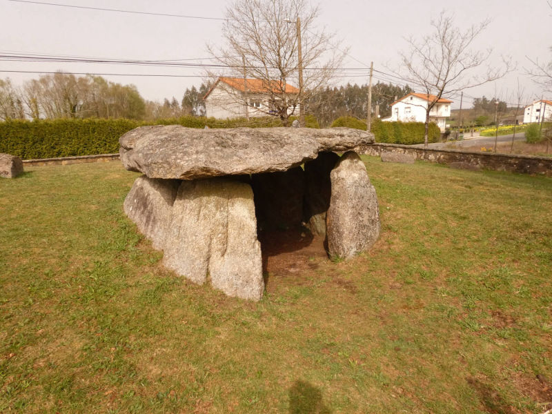 Dolmen de Cabaleiros