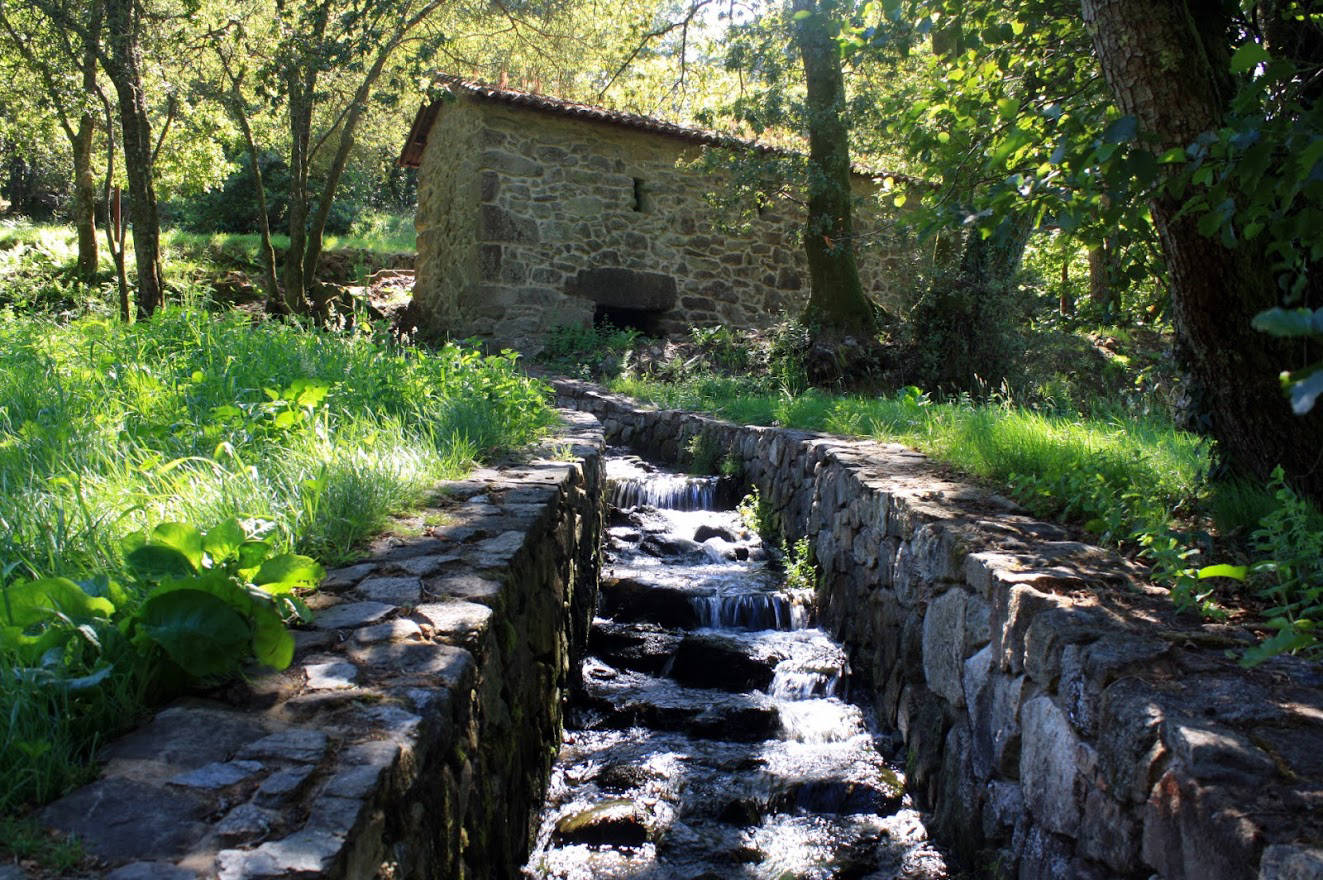 Ruta da pedra e a auga