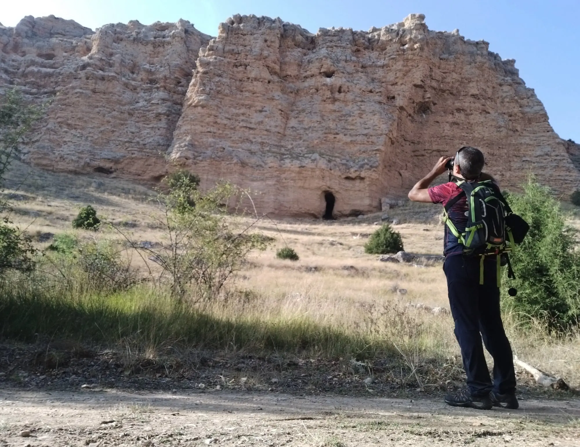 Hoces del río Riaza: la senda del río y sus buitres
