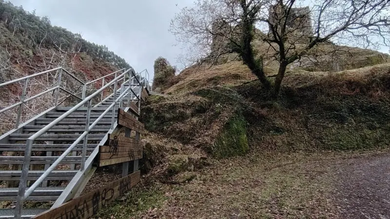 Sendeiro do río Castro