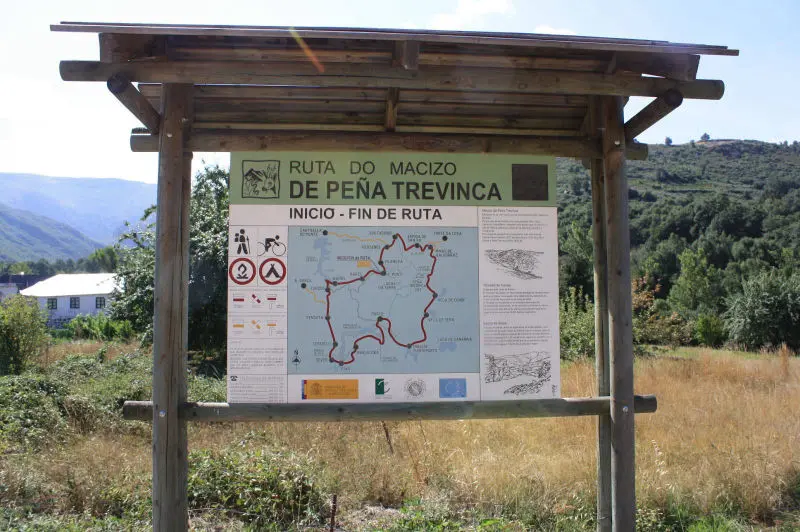 Lagunas de Ocelo y A Serpe